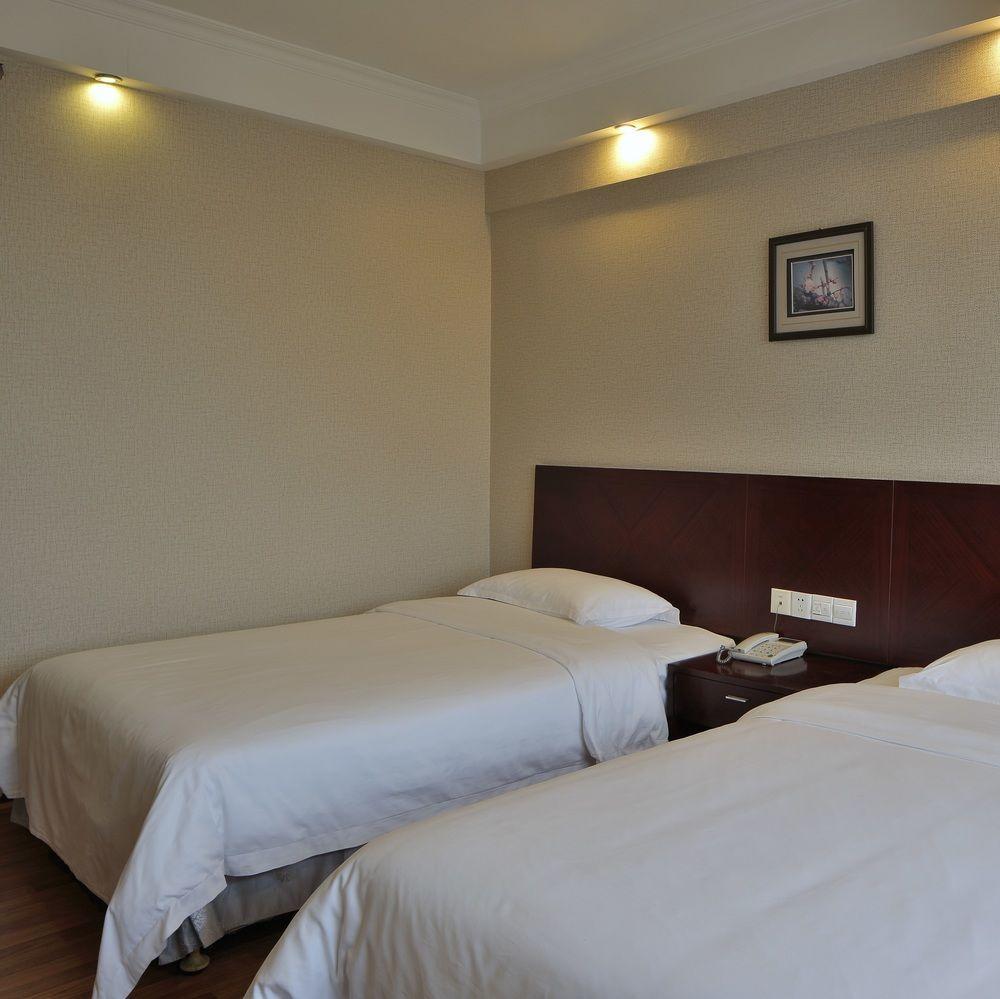 Paco Hotel Guangzhou Jiangtai Road Metro Branch Extérieur photo
