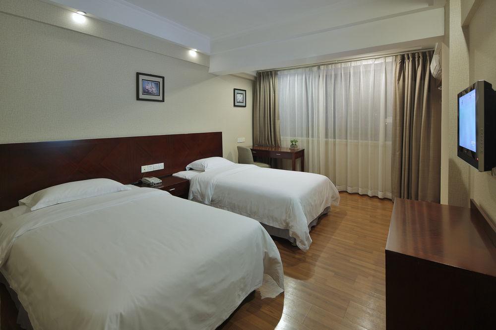 Paco Hotel Guangzhou Jiangtai Road Metro Branch Extérieur photo