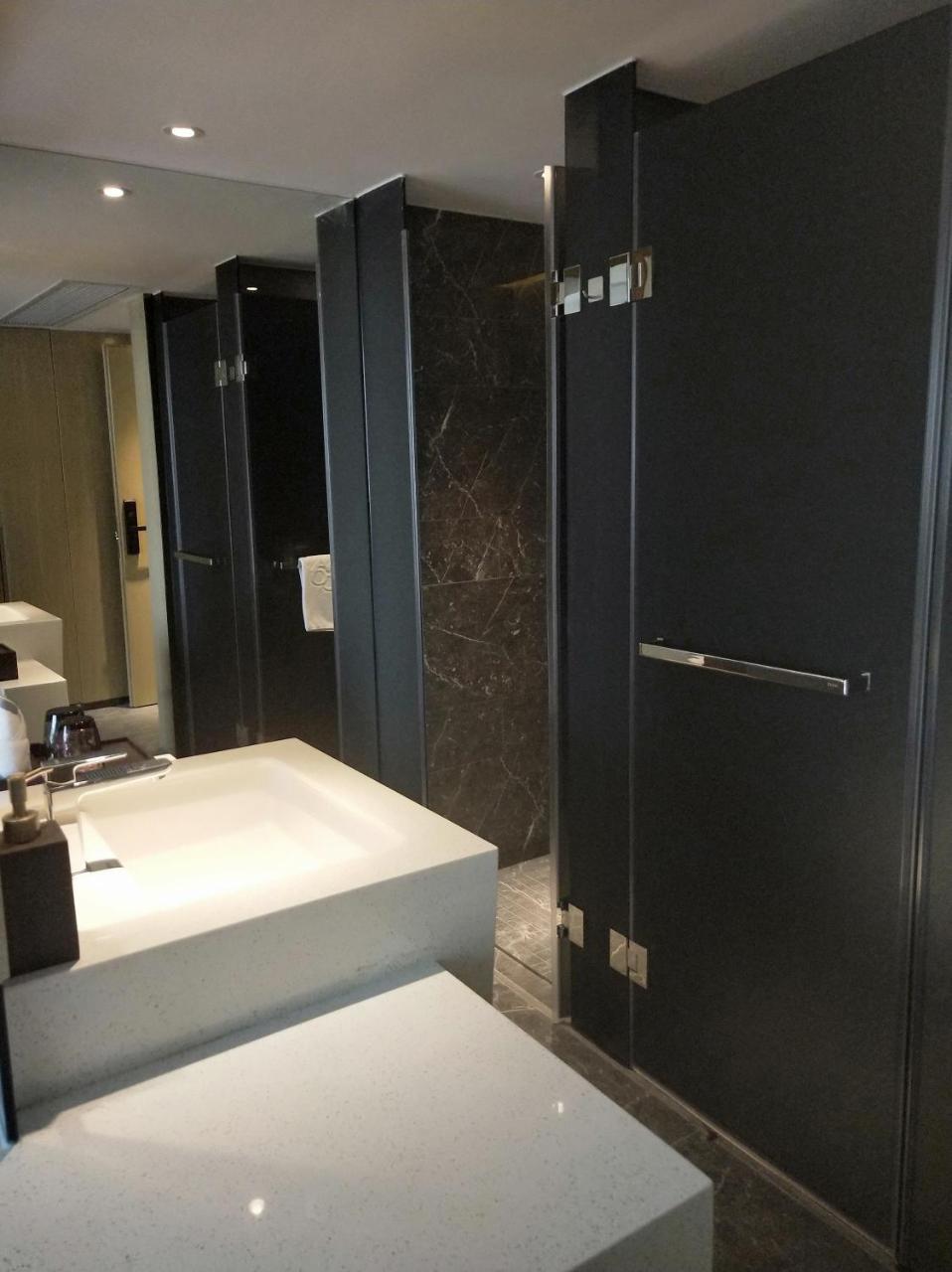 Paco Hotel Guangzhou Jiangtai Road Metro Branch Extérieur photo