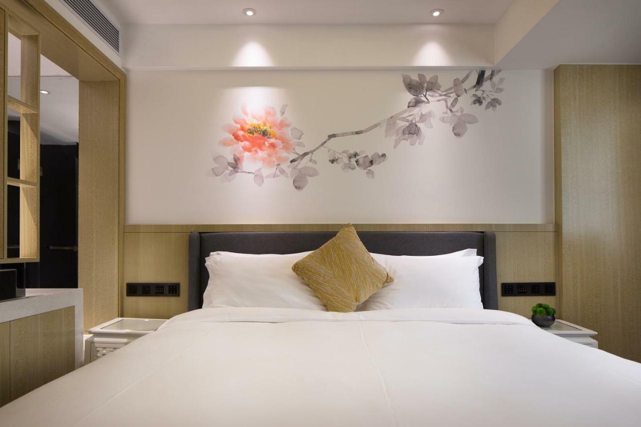 Paco Hotel Guangzhou Jiangtai Road Metro Branch Extérieur photo