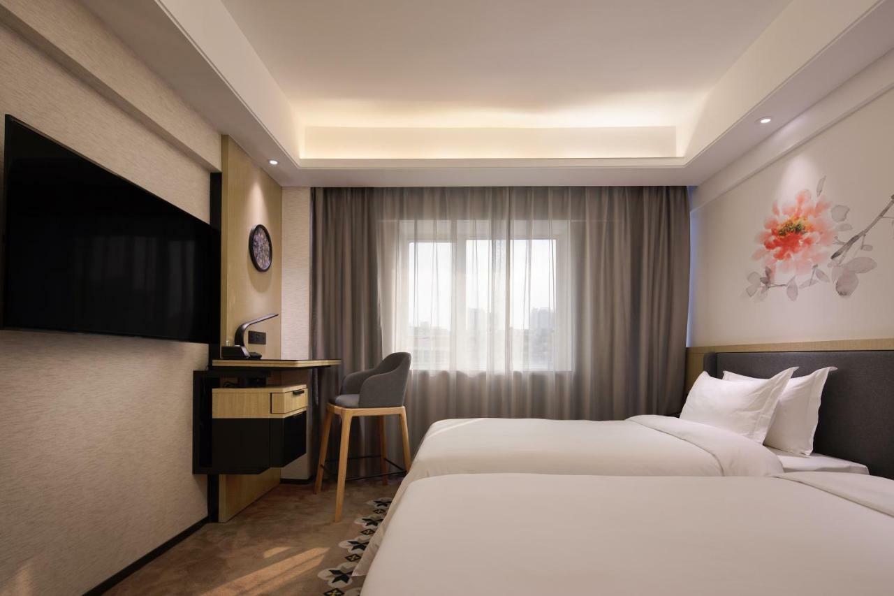 Paco Hotel Guangzhou Jiangtai Road Metro Branch Extérieur photo